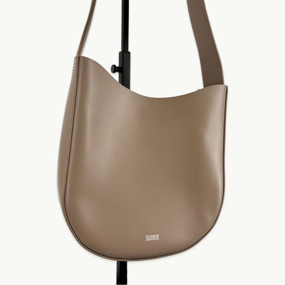 Closed Half Round 100% Calfskin Leather Tote Shoulder Bag | Grey - Picture 12 of 15